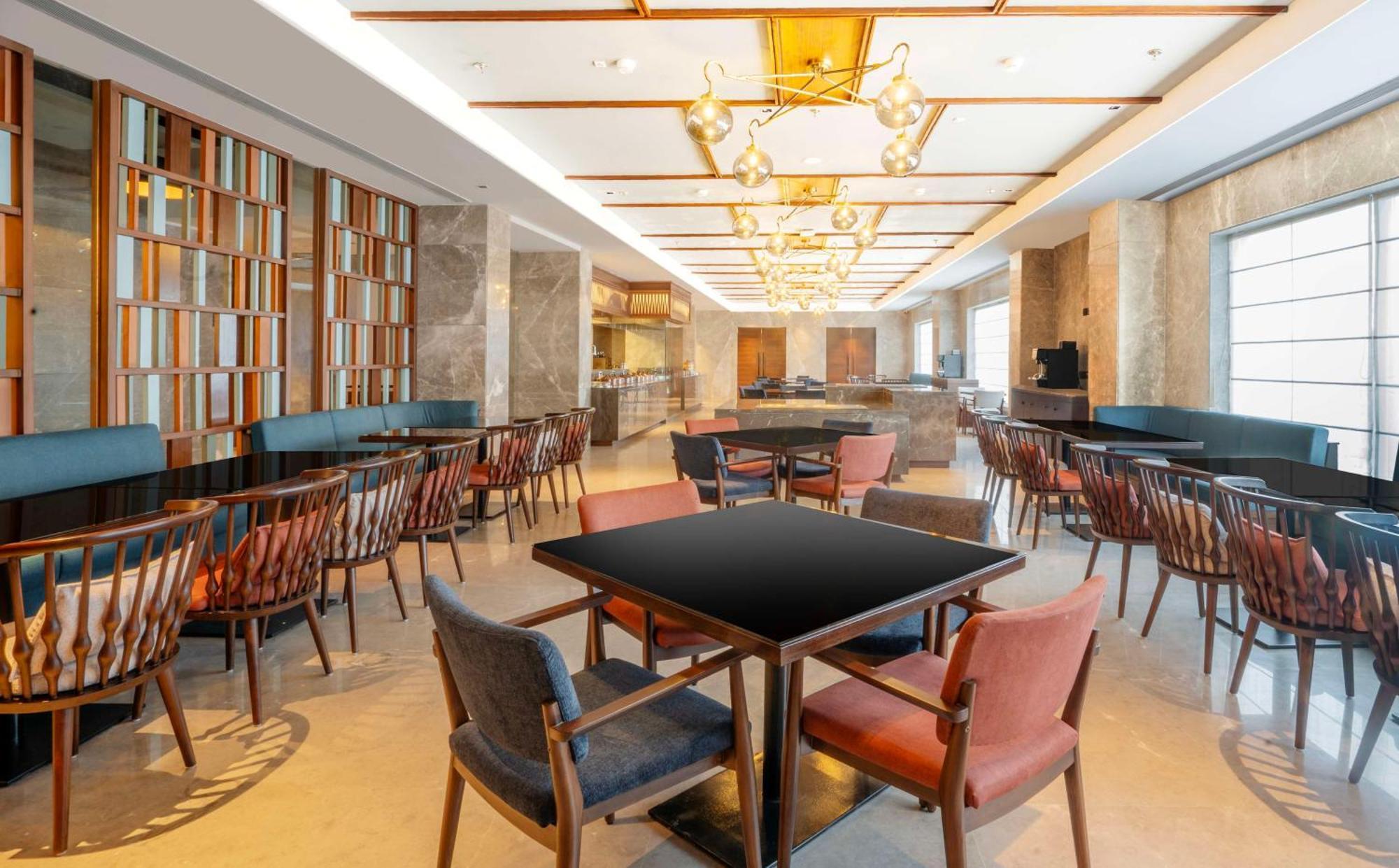Radisson Hotel Vrindāvan מראה חיצוני תמונה